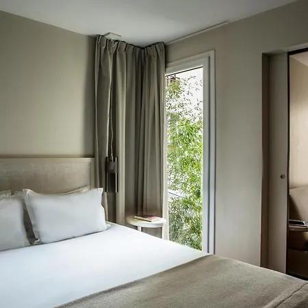 Le Quartier Bercy-square 3* Parigi