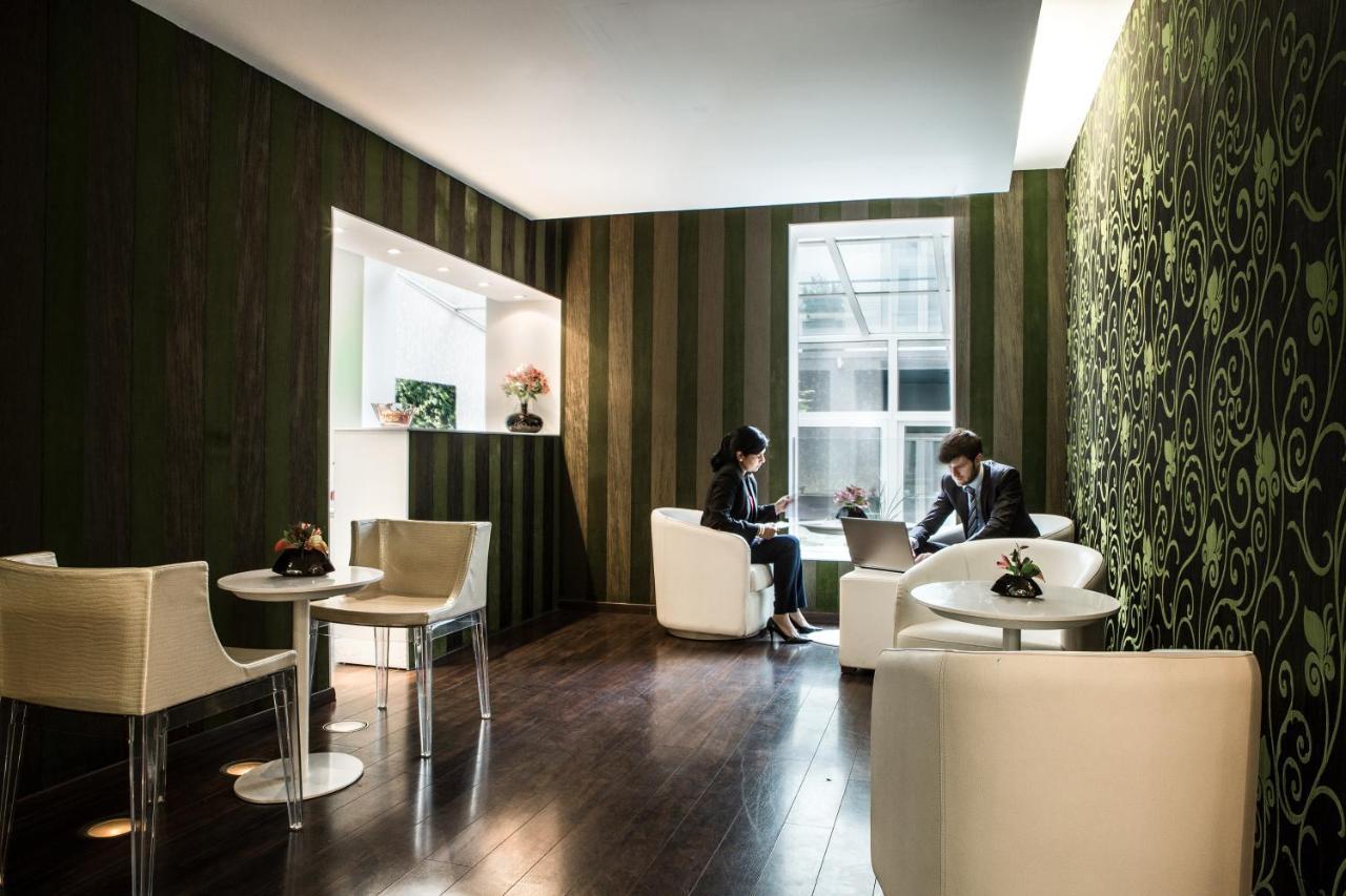 Le Quartier Bercy-square 3* Parigi