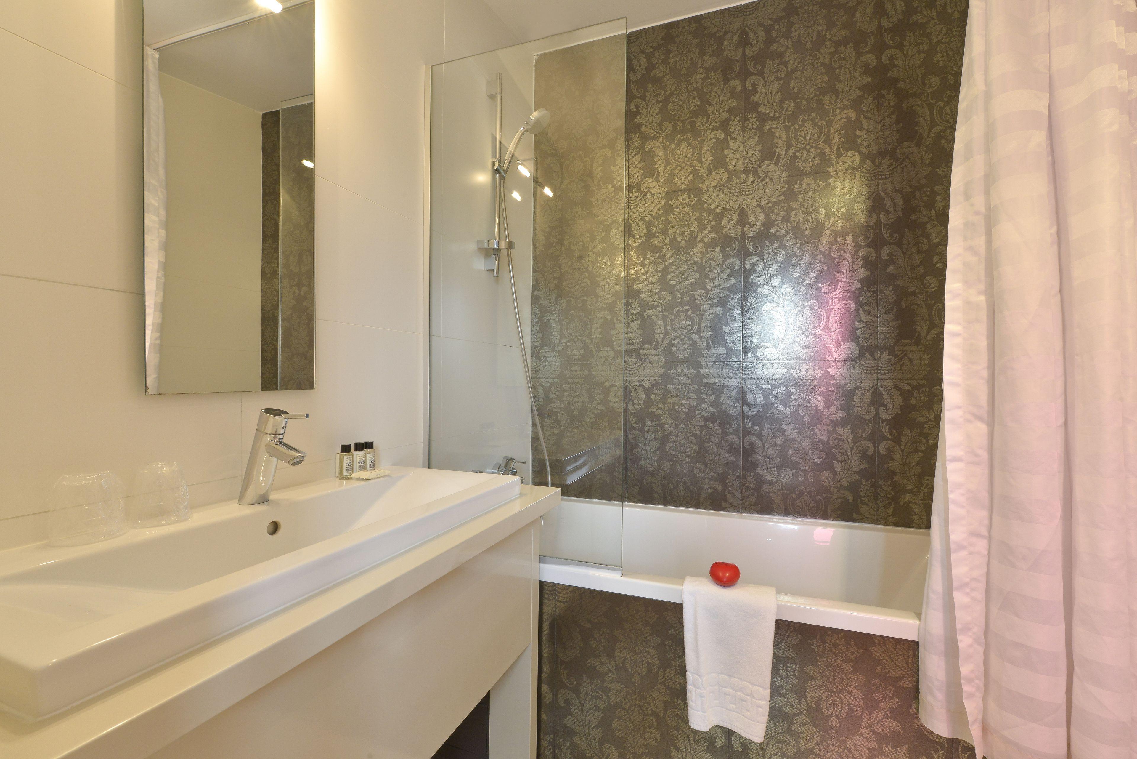 Le Quartier Bercy-square Hotel 3*